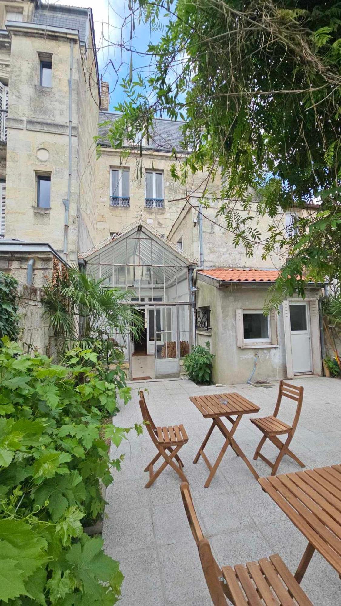 Le Jardin Cafe Bed & Breakfast Bordeaux Luaran gambar