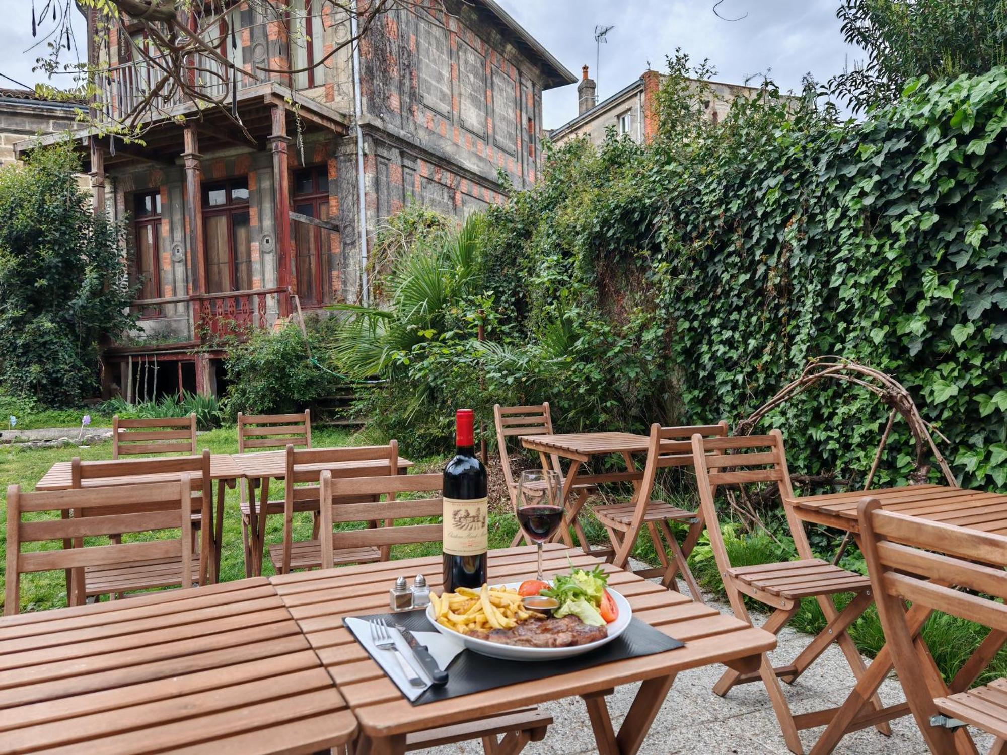 Le Jardin Cafe Bed & Breakfast Bordeaux Luaran gambar
